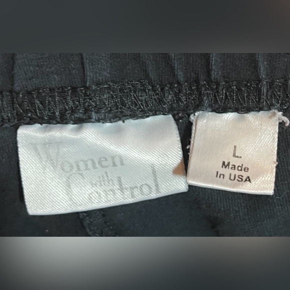 EUC Women With Control Crop Straight Leg Pants size Large. Details In 3rd Pic - Picture 3 of 5